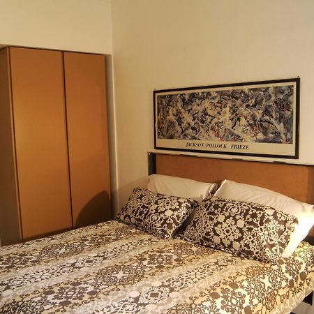 Апартаменты La Mia Casa In Campo Di Fiori Рим Экстерьер фото