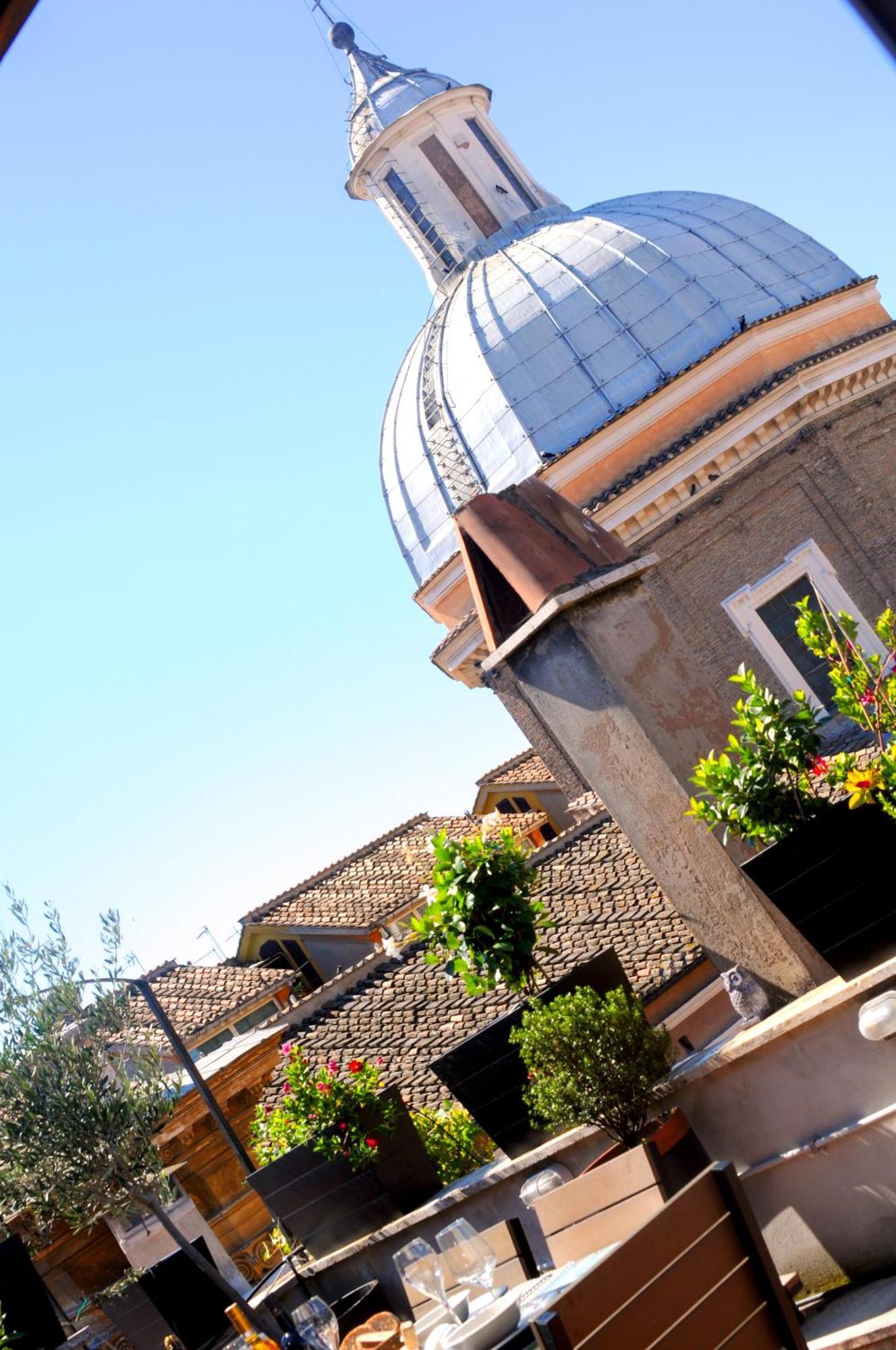 Апартаменты La Mia Casa In Campo Di Fiori Рим Экстерьер фото