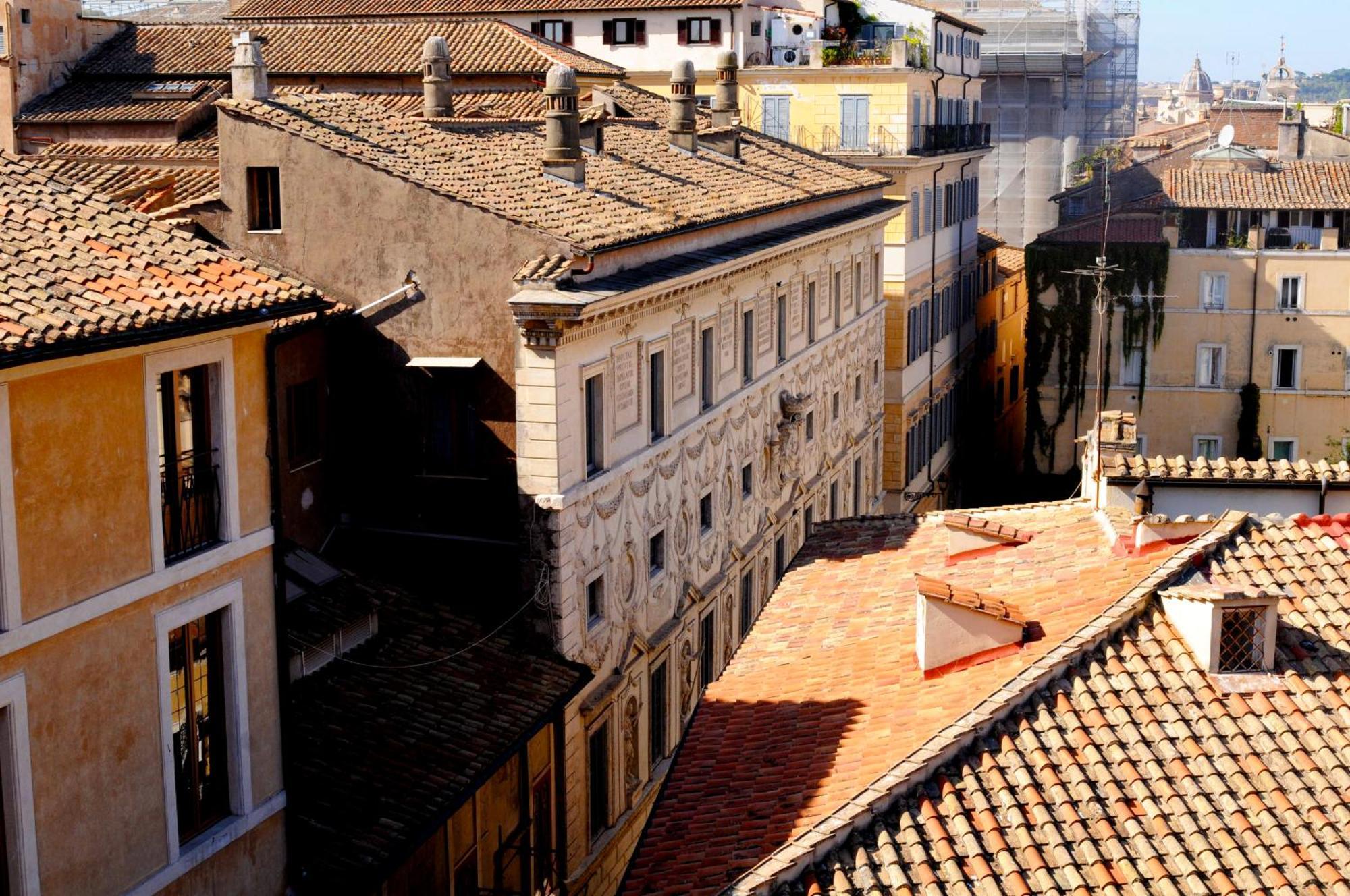 Апартаменты La Mia Casa In Campo Di Fiori Рим Экстерьер фото