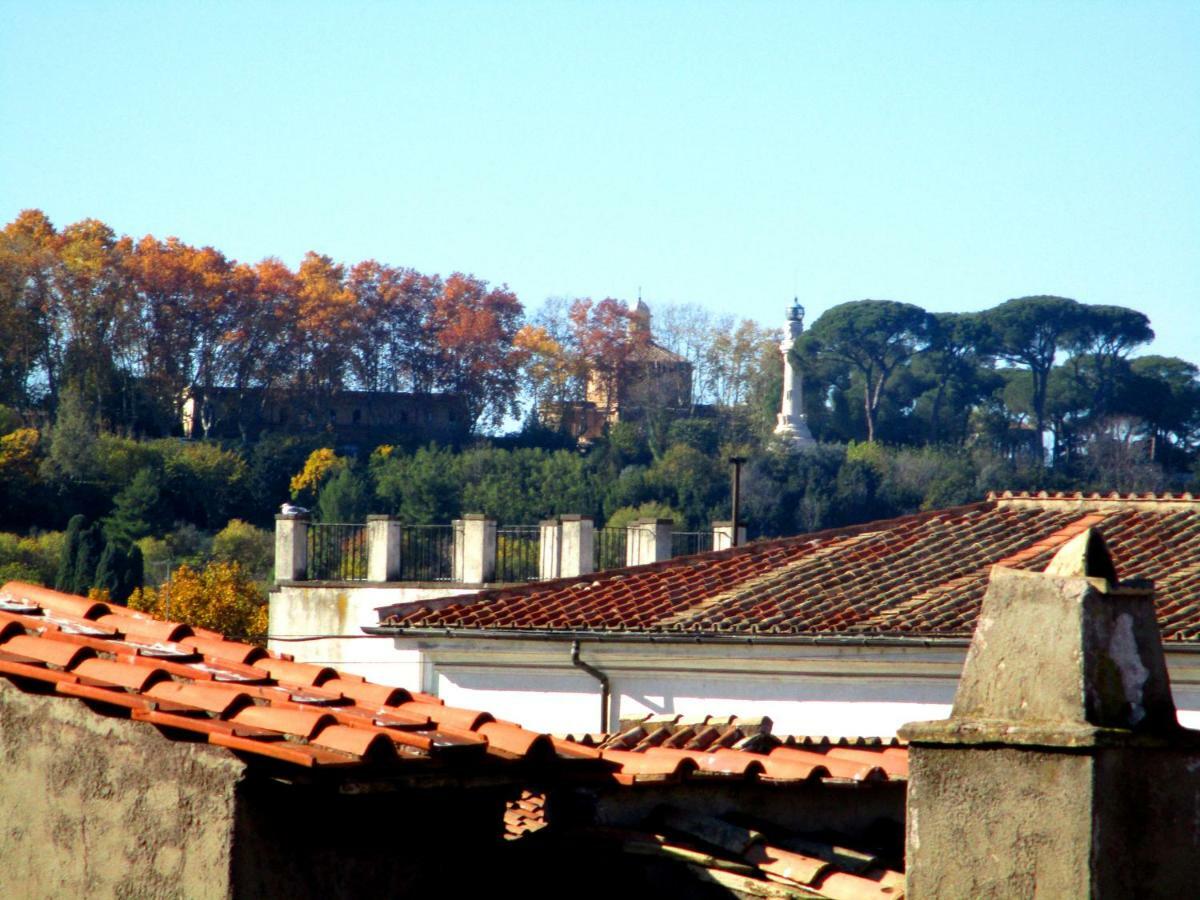 Апартаменты La Mia Casa In Campo Di Fiori Рим Экстерьер фото